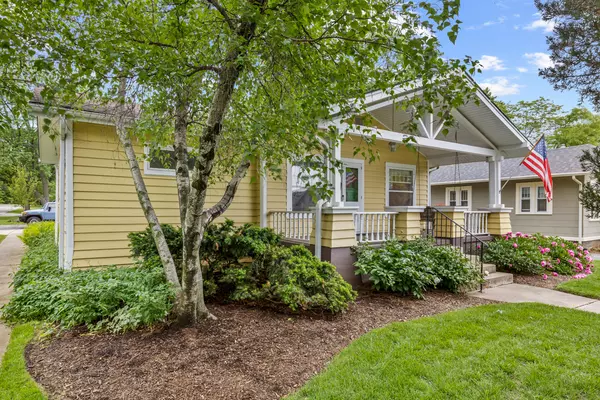 St. Charles, IL 60174,604 Jackson AVE