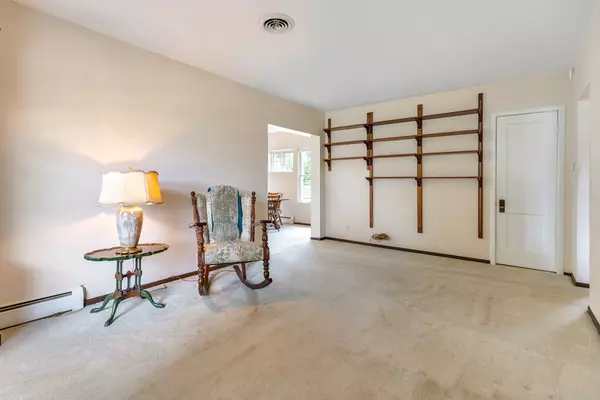 St. Charles, IL 60174,604 Jackson AVE