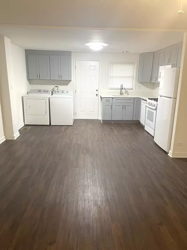 Hometown, IL 60456,4120 W 90th ST