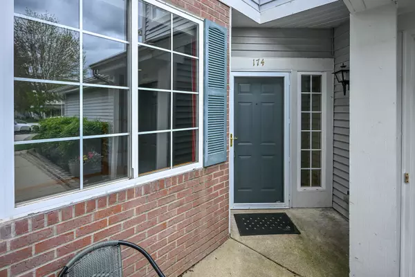 174 Sierra Pass DR, Schaumburg, IL 60194