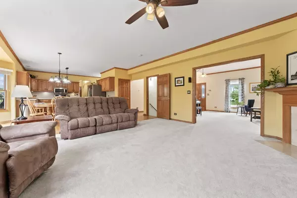 Hoffman Estates, IL 60169,730 N Hundley ST