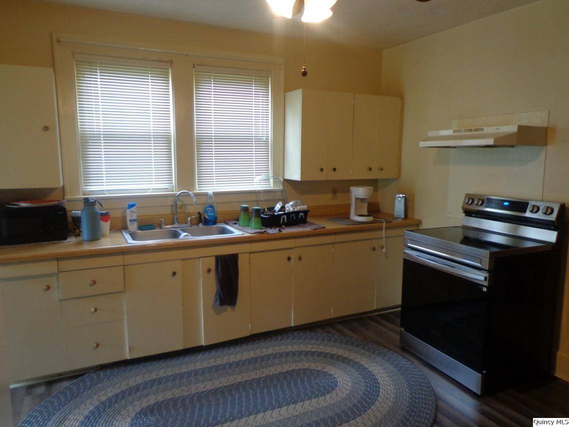 Quincy, IL 62301,1119 N 25th