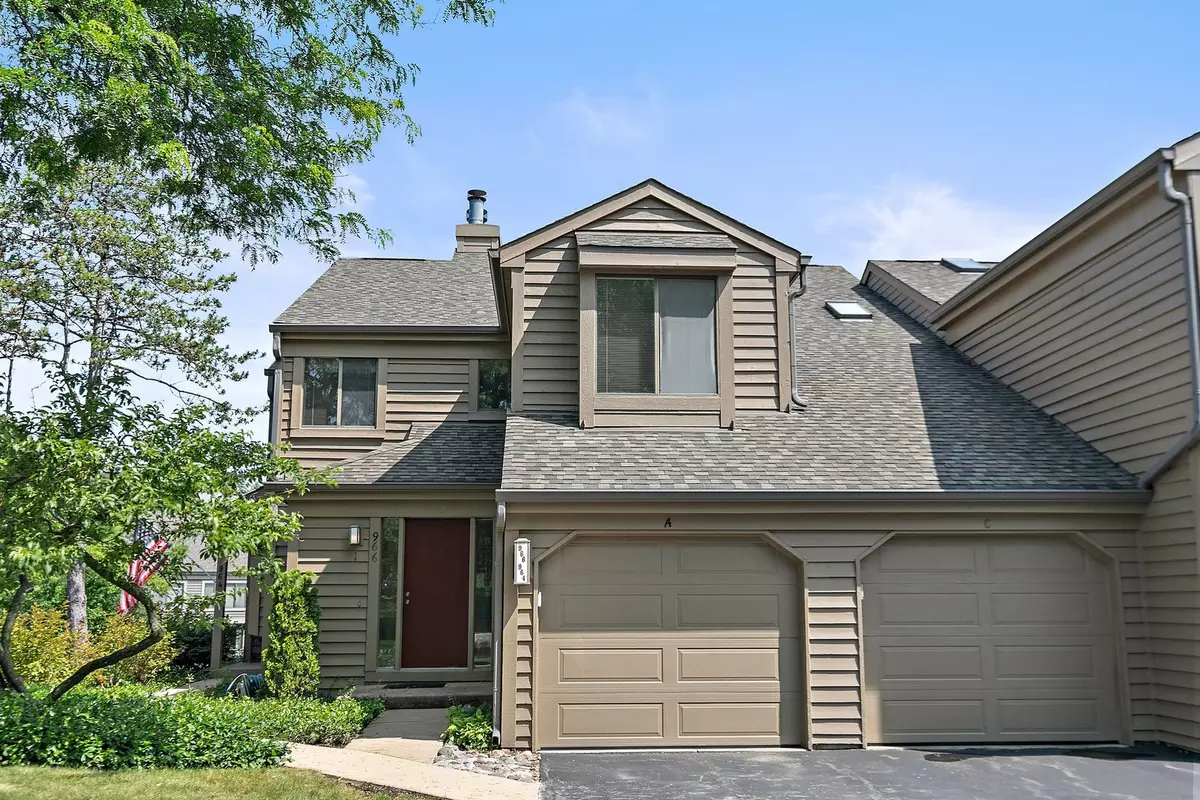 Lake Barrington, IL 60010,966 Shoreline RD #0