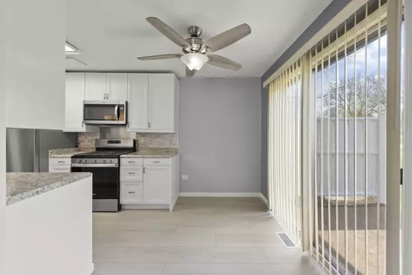 Schaumburg, IL 60193,259 NANTUCKET HARBOR #259