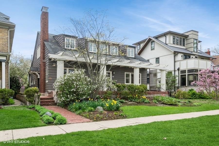 2400 Park PL, Evanston, IL 60201