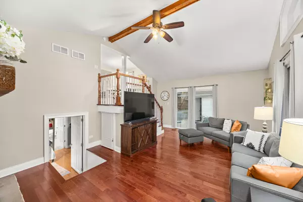 Worth, IL 60482,11030 S Nagle AVE