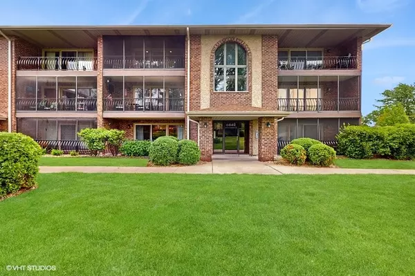 8842 W 140th ST #1B, Orland Park, IL 60462