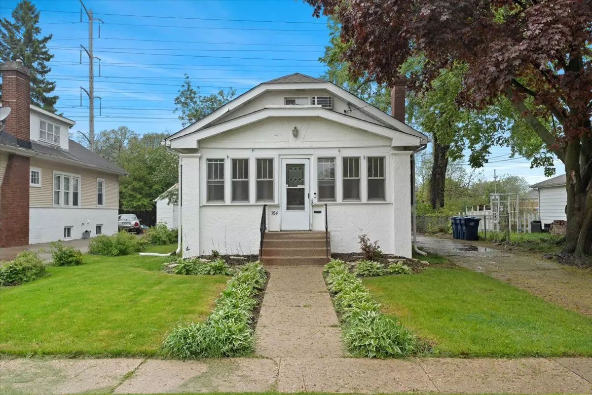 Waukegan, IL 60085,304 W Keith AVE