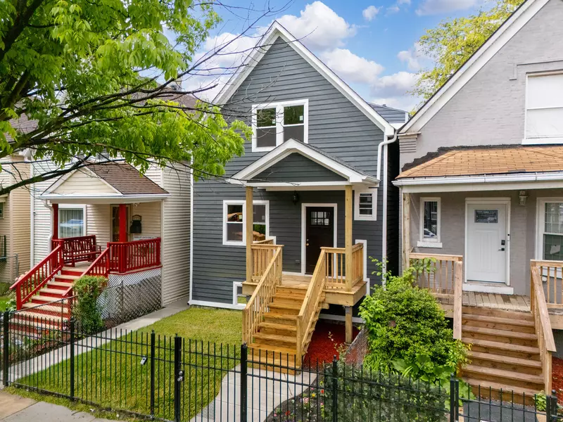 130 N Laramie AVE, Chicago, IL 60644