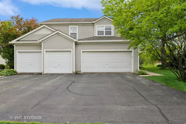 Lake In The Hills, IL 60156,221 Wedgewood CIR