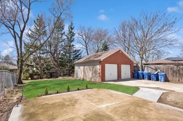 Highwood, IL 60040,522 N Central AVE