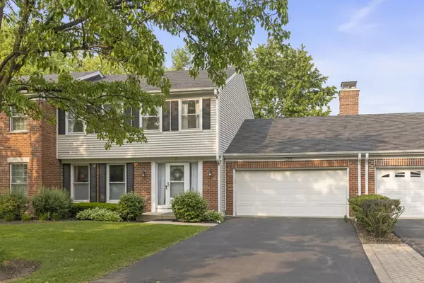 1209 W Bauer RD, Naperville, IL 60563