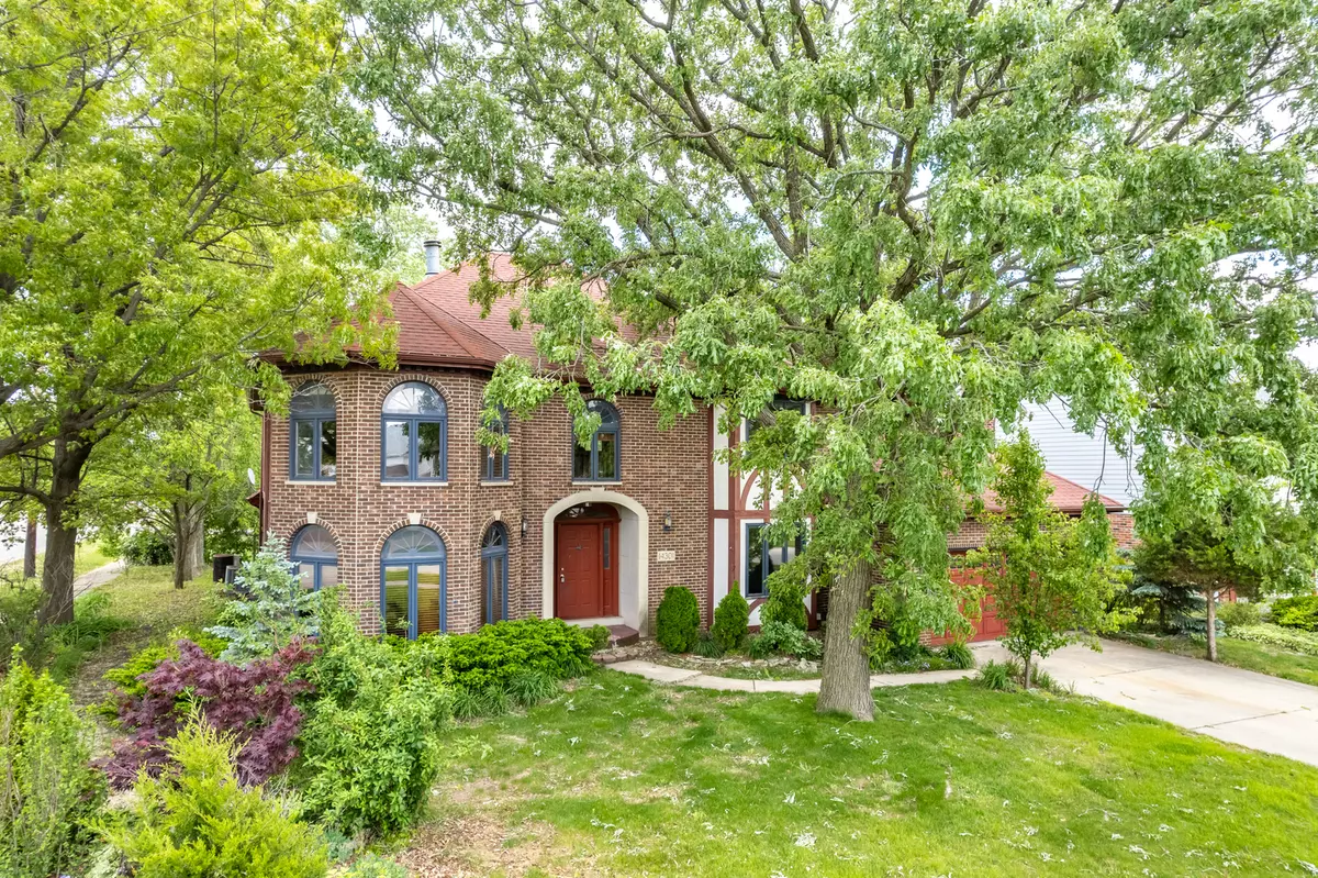 Orland Park, IL 60462,14301 Wooded Path LN