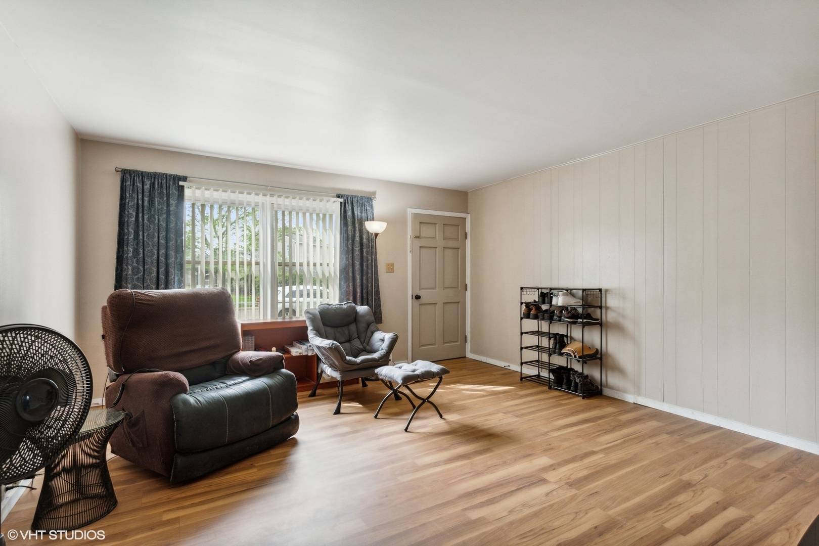 Romeoville, IL 60446,521 Montrose DR