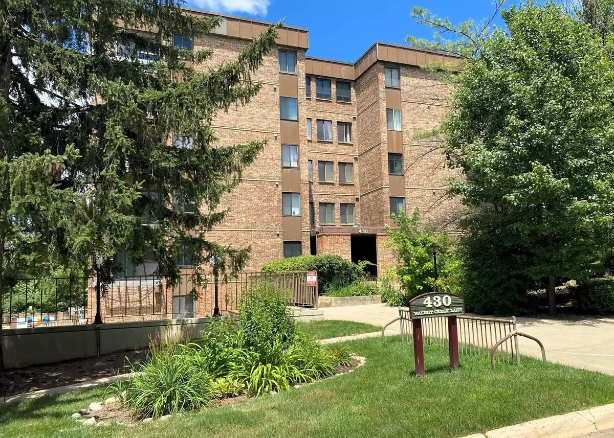 Lisle, IL 60532,430 Walnut AVE #2201