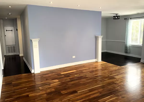 Lisle, IL 60532,430 Walnut AVE #2201