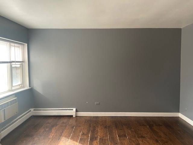 Chicago, IL 60649,7854 S South Shore DR #306