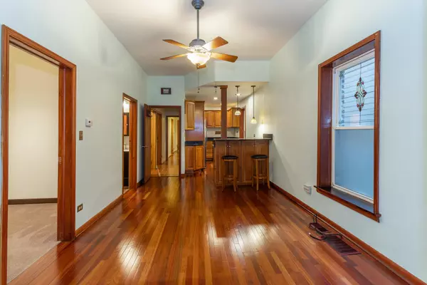 Chicago, IL 60609,4419 S Wallace ST
