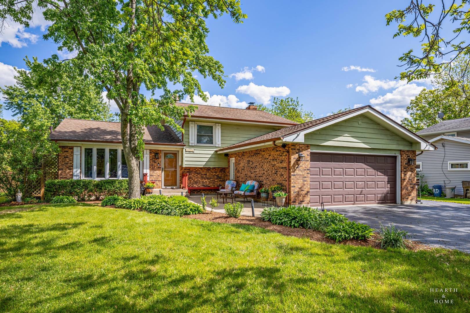 Fox River Grove, IL 60021,1103 Hillcrest AVE