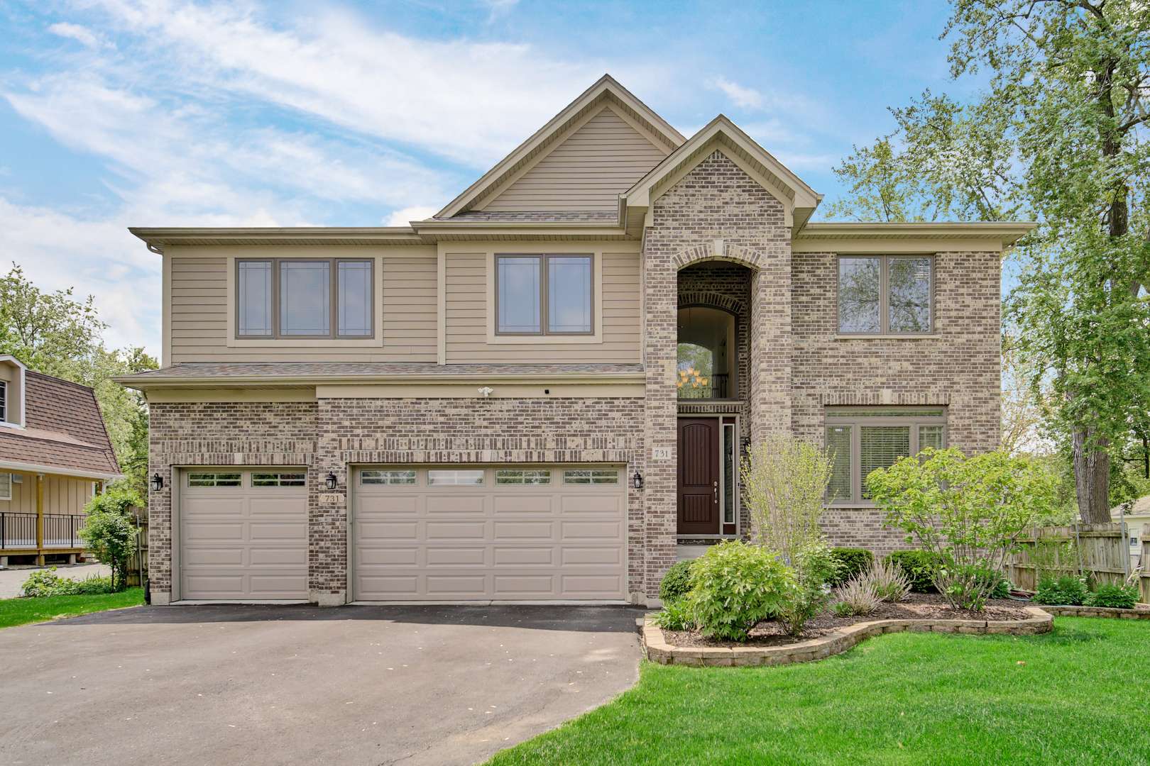 Palatine, IL 60067,731 W KENILWORTH AVE