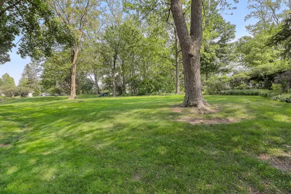 Downers Grove, IL 60516,1131 Blanchard ST