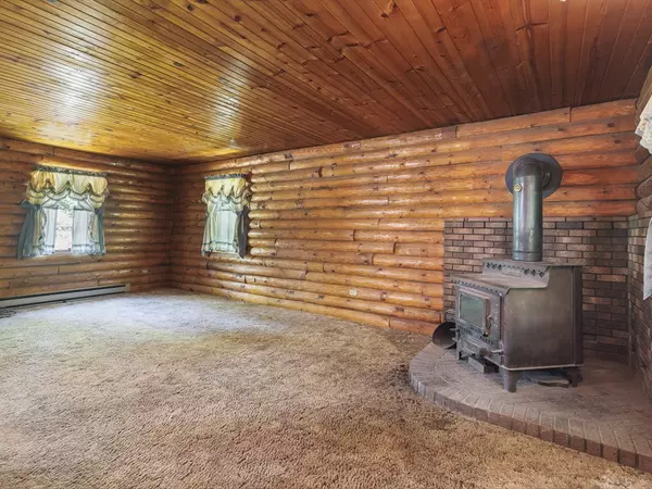Poplar Grove, IL 61065,5123 WALNUT GOVE