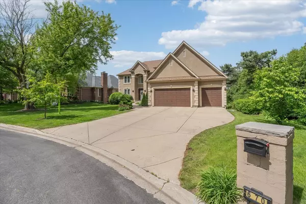 Carol Stream, IL 60188,670 Leslie CT