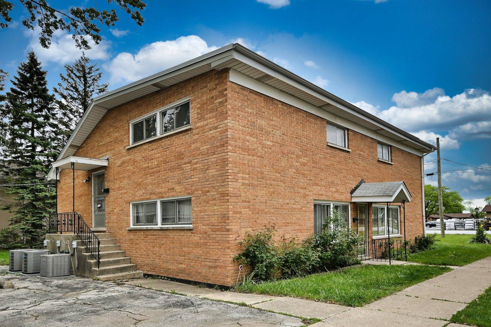 Melrose Park, IL 60164,10009 W Fullerton AVE