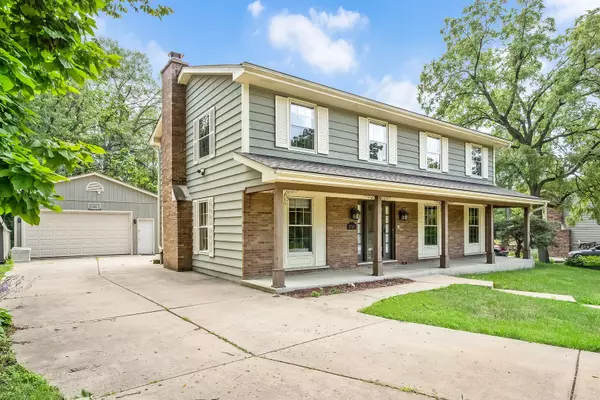 Downers Grove, IL 60515,3741 Sterling RD