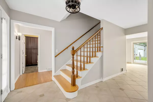 Downers Grove, IL 60515,3741 Sterling RD