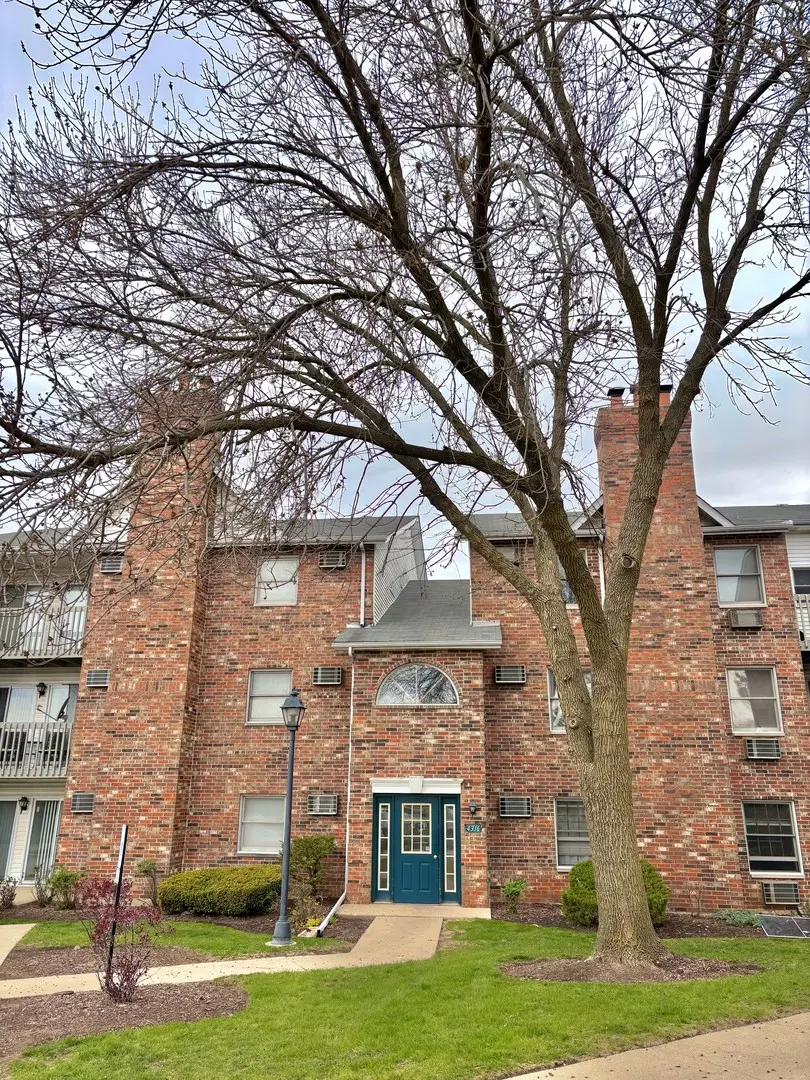 Mchenry, IL 60050,4316 W Shamrock LN #3C