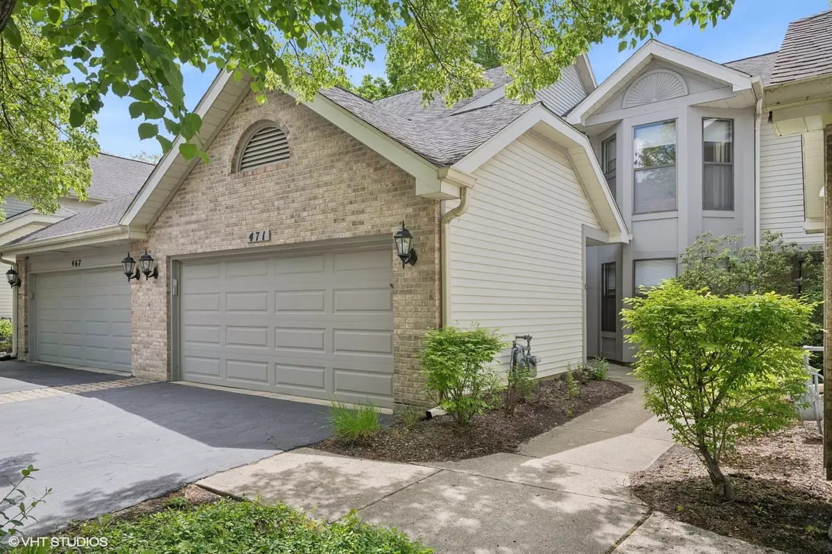 Palatine, IL 60067,471 W Auburn Woods CT