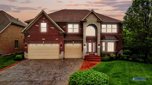 1535 S Douglas AVE, Arlington Heights, IL 60005