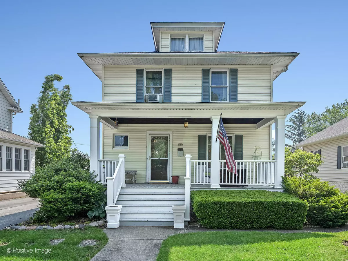Lombard, IL 60148,217 S Craig PL