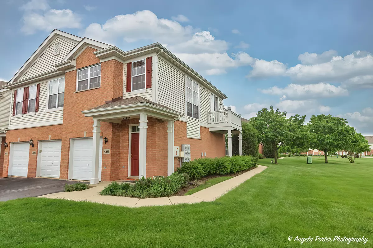 Mchenry, IL 60050,4219 Savoy LN #4219
