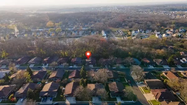 Streamwood, IL 60107,1126 Fulton DR