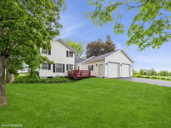 Poplar Grove, IL 61065,18528 Poplar Grove RD