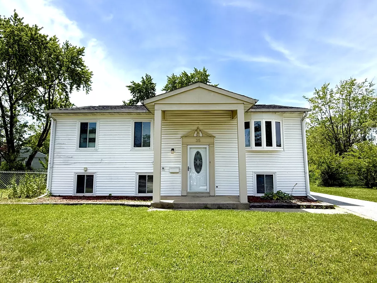 Glenwood, IL 60425,35 S Chestnut CT