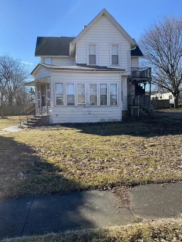 154 W Sheffield ST, St. Anne, IL 60964