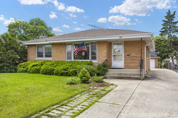 782 S Bryan ST, Elmhurst, IL 60126