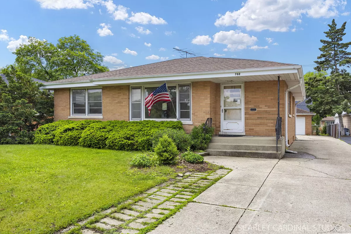 Elmhurst, IL 60126,782 S Bryan ST