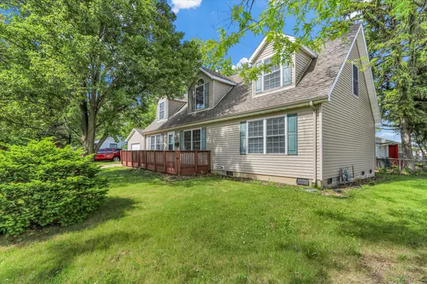 Urbana, IL 61802,901 Lanore DR