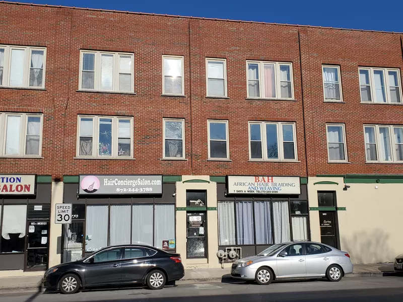 752 E 43rd ST #2E, Chicago, IL 60653