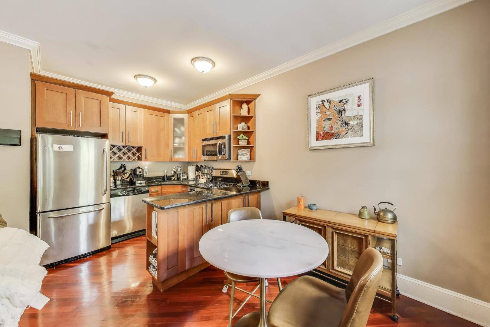 Chicago, IL 60640,4706 N Winthrop AVE #1A