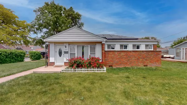 8069 S Kolmar AVE, Chicago, IL 60652