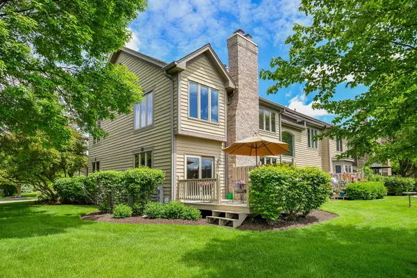 Winfield, IL 60190,26W199 Klein Creek DR