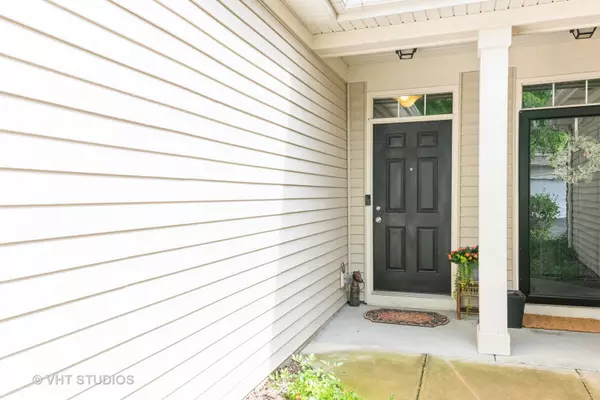 St. Charles, IL 60174,6N365 Whitmore CIR #C