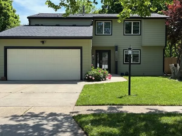 2112 MAYFAIR RD RD,  Champaign,  IL 61821