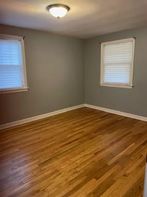 Burnham, IL 60633,14233 S Green Bay AVE