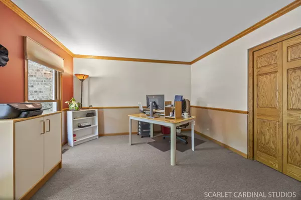 Winfield, IL 60190,26W568 Lindsey AVE